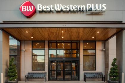 Best Western Plus Plaza Hotel - image 9