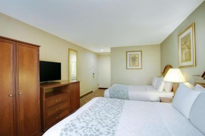 La Quinta Inn by Wyndham Queens (New York City) - image 2
