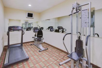 La Quinta Inn by Wyndham Queens (New York City) - image 4