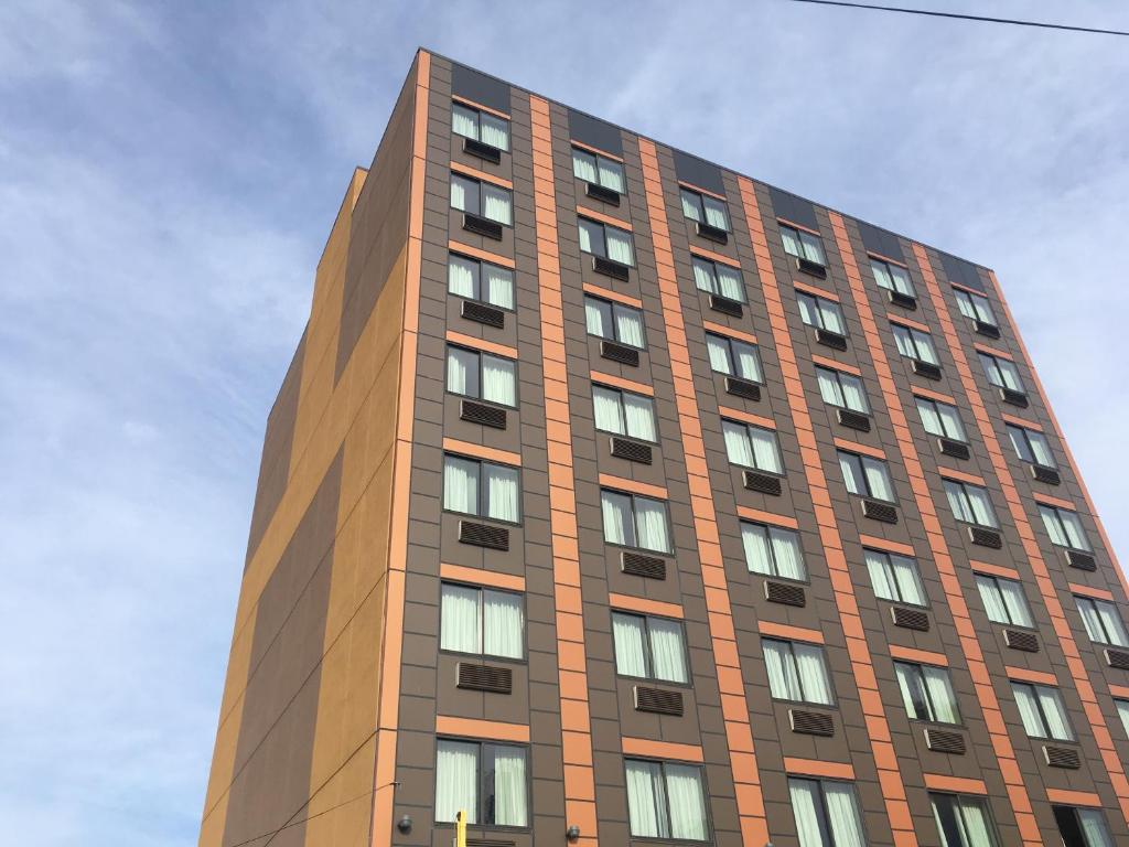 Lotus BLU Inn and Suites - main image