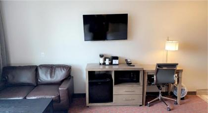 Capital Hotel - image 14