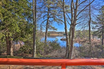 Lakefront Retreat with Boats Less Than 9 Mi to Camelback Mtn! - image 15