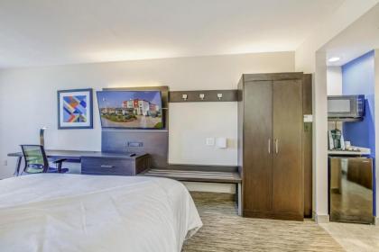 Holiday Inn Express & Suites Longview North an IHG Hotel - image 13