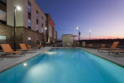 Hampton Inn & Suites by Hilton Lonoke - image 3