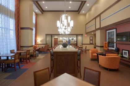 Hampton Inn & Suites by Hilton Lonoke - image 7
