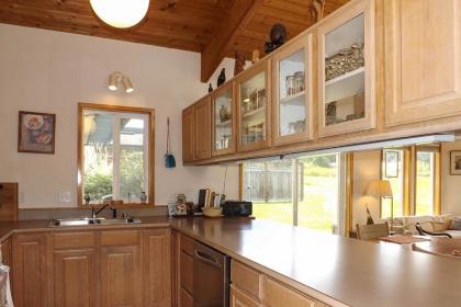 9 Condo - image 15