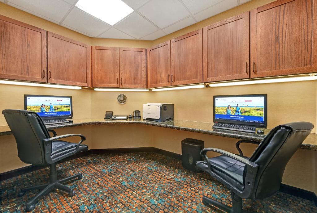 Hampton Inn Lordsburg - image 6