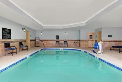 Hampton Inn Lordsburg - image 9