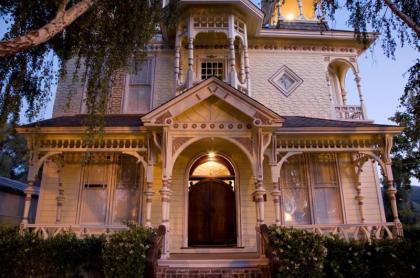 Victorian Mansion At Los Alamos