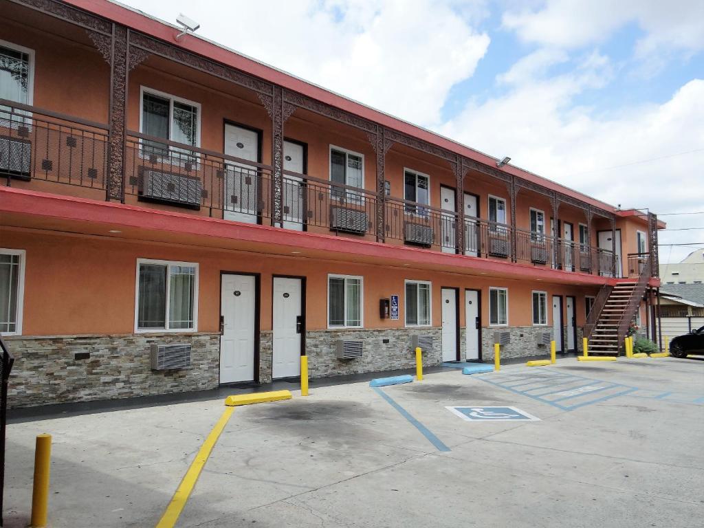 Travel Inn - main image
