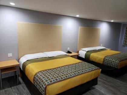 Regal Inn - image 4