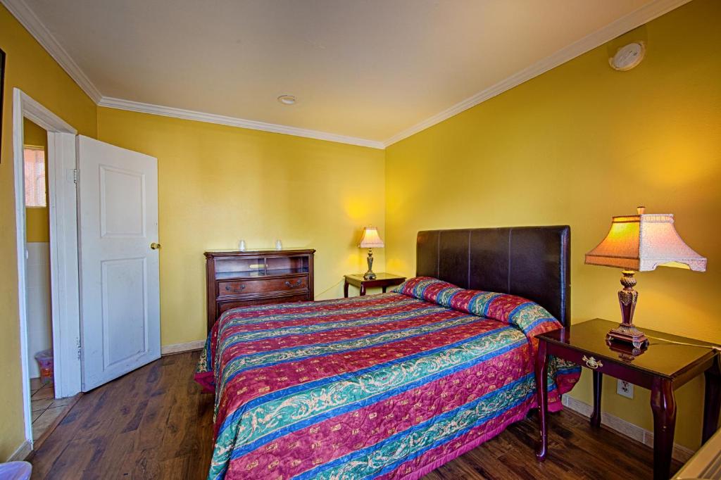 Central Inn Motel - main image