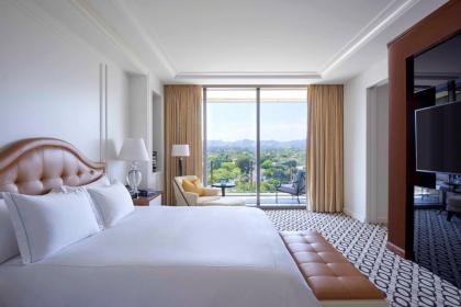 Waldorf Astoria Beverly Hills - image 4