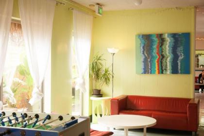 Banana Bungalow West Hollywood Hotel & Hostel - image 3