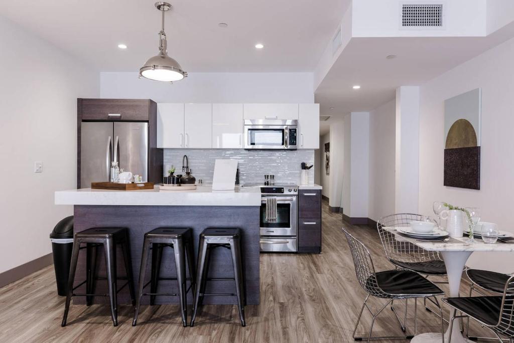 Abode Los Angeles - Downtown South Park - image 3
