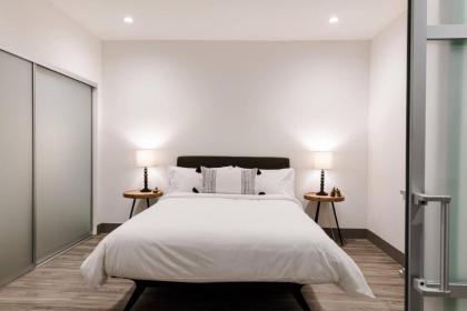 Abode Los Angeles - Downtown South Park - image 5