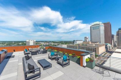 Aparthotels in Los Angeles California