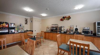 Best Western Executive Inn - image 13