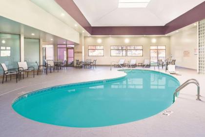 La Quinta by Wyndham Loudon - image 5