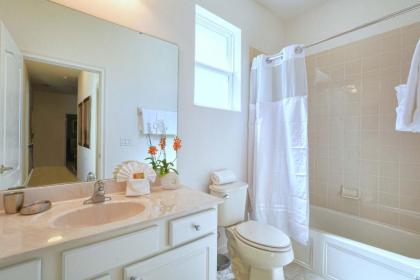 An Awesome 4 bedroom villa offering a grand experience at WaterSong - image 2