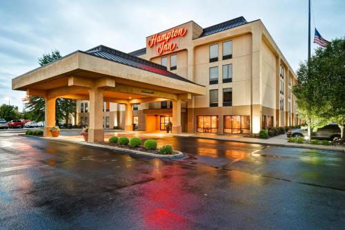 Hampton Inn Louisville Airport Fair/Expo Center - main image