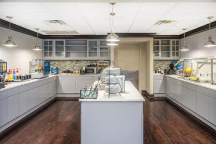 Homewood Suites by Hilton Louisville-East - image 4