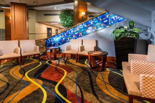 Holiday Inn Louisville East - Hurstbourne an IHG Hotel - image 5
