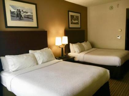 Holiday Inn Louisville Airport - Fair/Expo an IHG Hotel - image 1