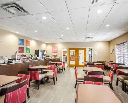 Comfort Inn Southwest Louisville - main image