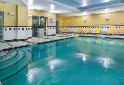 Fairfield Inn and Suites Louisville East - image 3
