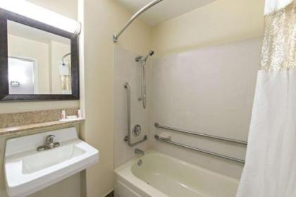 Baymont by Wyndham Louisville East - image 4