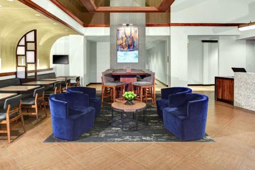 Hyatt Place Louisville-East - image 4