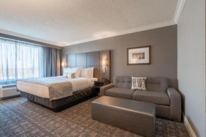 Best Western Premier Airport/Expo Center Hotel - image 5