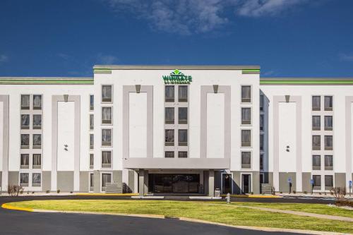 Wingate by Wyndham Louisville Airport Expo Center - main image