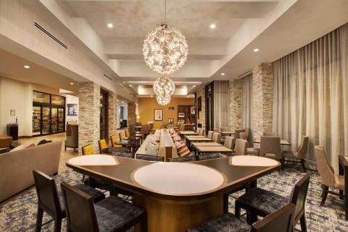 Homewood Suites By Hilton Louisville Downtown - image 3