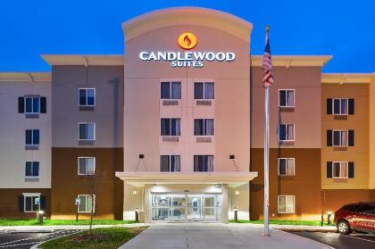 Candlewood Suites Louisville - NE Downtown Area - image 2