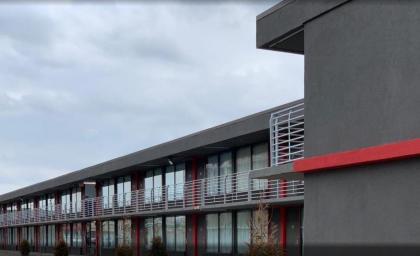 Motel 6 Louisville Ky- Airport/ Fair Expo - image 17