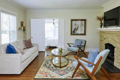 3220 Lexington Road Louisville - image 3