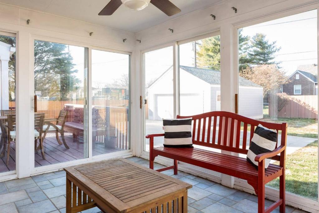 2203 Brighton Drive Louisville - image 3