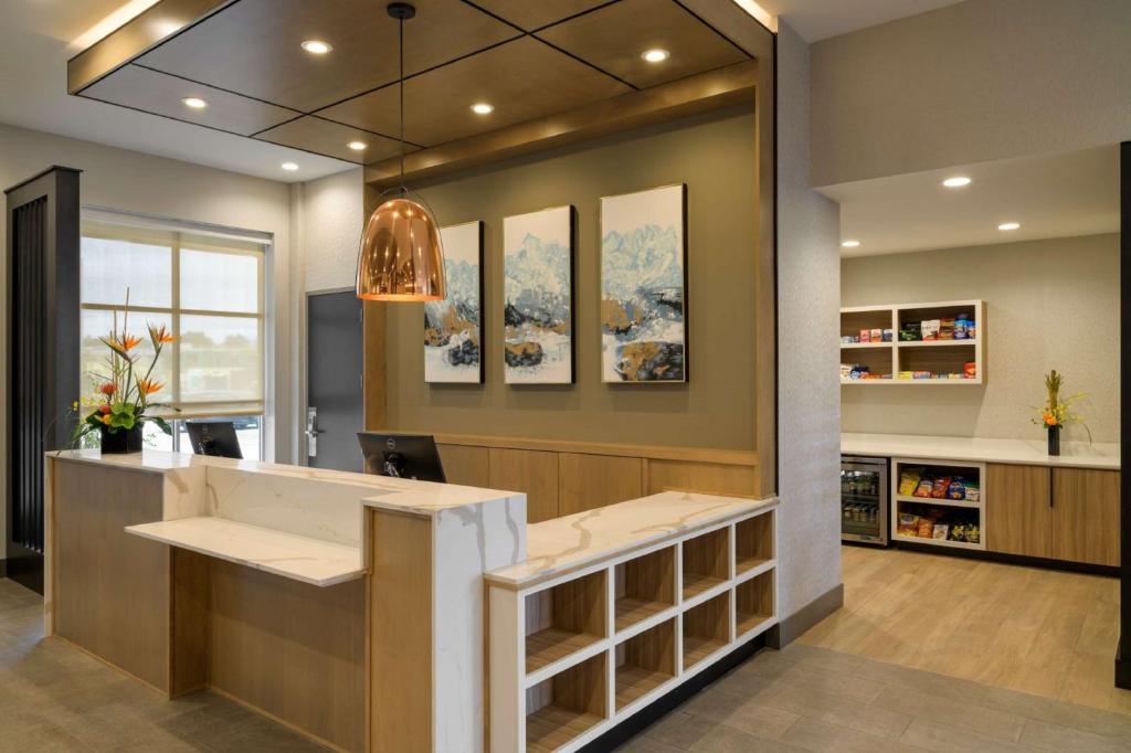 Hyatt House Louisville East - image 2