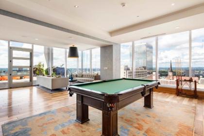 Luxurious High Rise 1BR with Louisville Flair by CozySuites - image 13