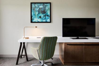 Hilton Garden Inn Cincinnati Northeast - image 11