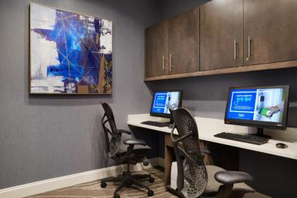 Hilton Garden Inn Cincinnati Northeast - image 14