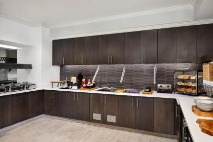 Hilton Garden Inn Cincinnati Northeast - image 16