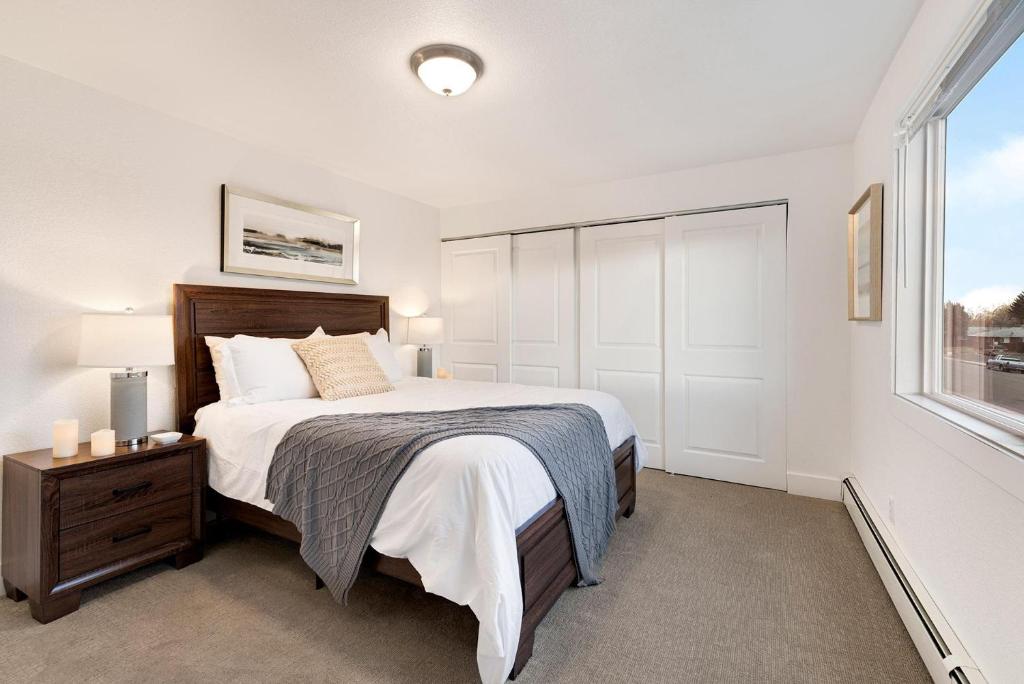 Trendy New Hideout in the Heart of the City - image 2
