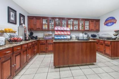 Baymont by Wyndham Lubbock West - image 3