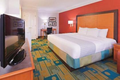 La Quinta Inn by Wyndham Lubbock - Downtown Civic Center - image 2
