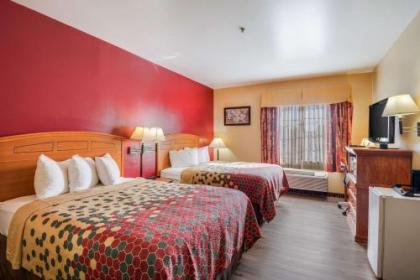 Econo Lodge Lubbock I-27 - image 4