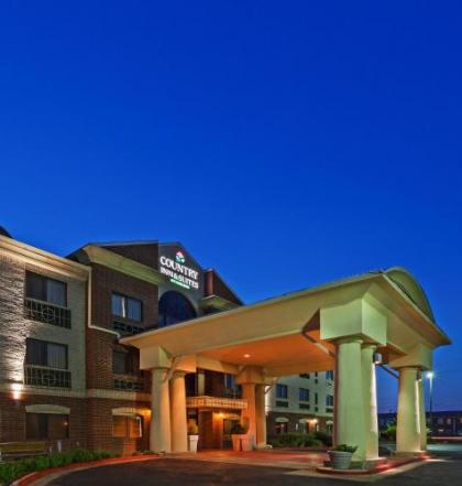 Country Inn & Suites by Radisson Lubbock TX - image 5