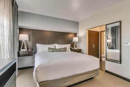 Staybridge Suites Lubbock South an IHG Hotel - image 3